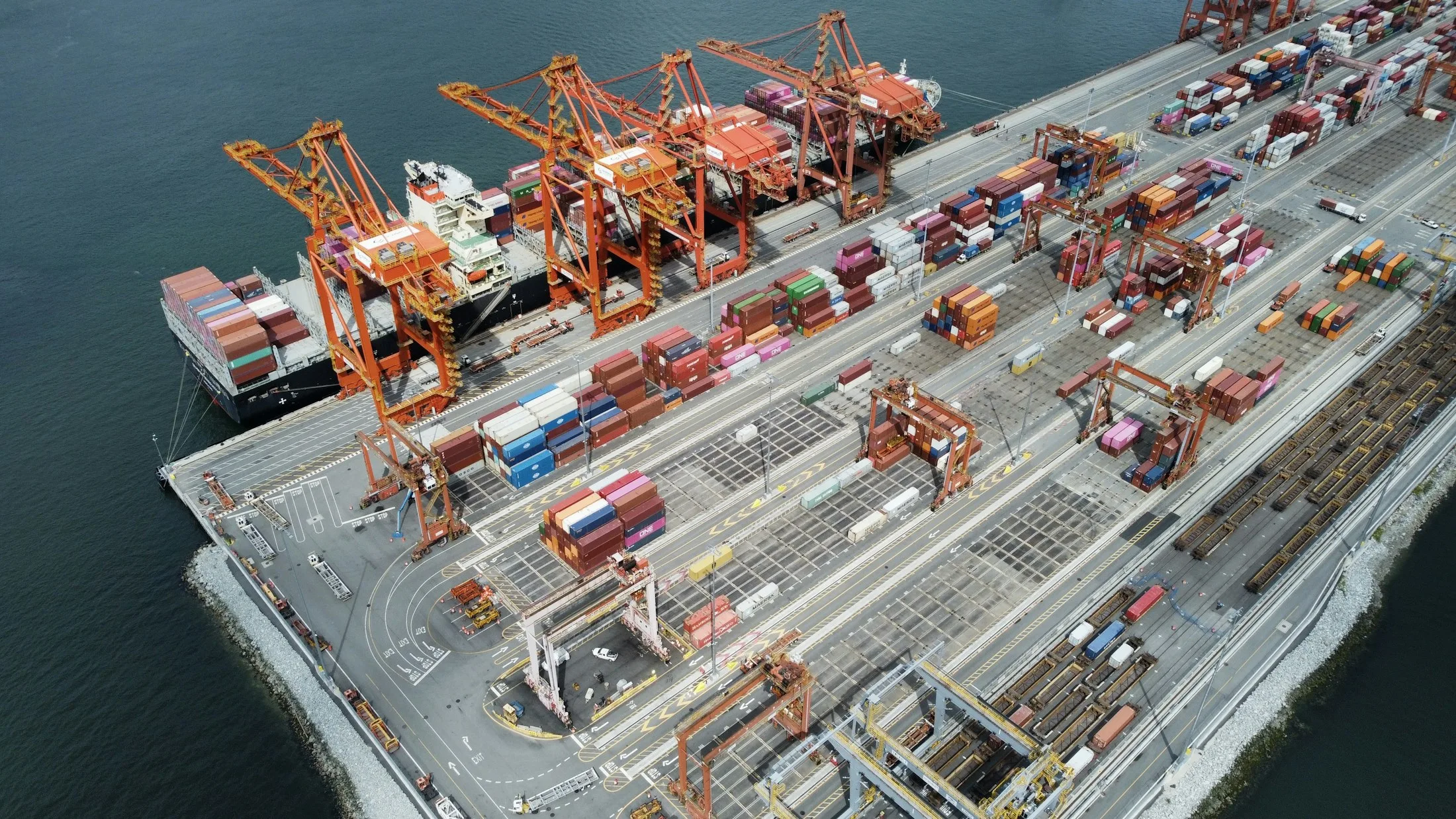 Ocean container terminal linking industrial supply with overseas markets